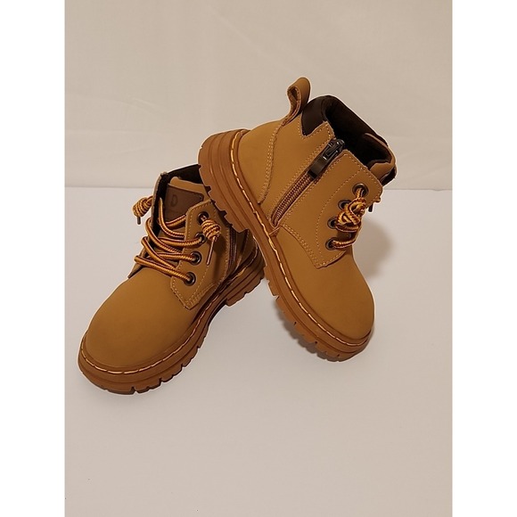 Savvy Other - Sport5GDB Kids Workboots For Boys Size 8.5 EUC